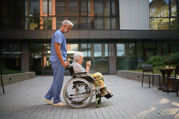 Atención geriátrica especializada
